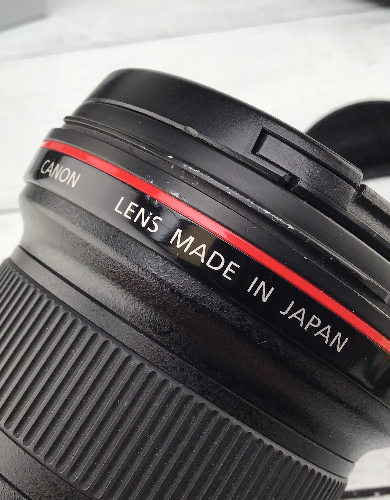 CANON Canon EF 16-35mm f2.8 L II USM Lens in Box Used Good