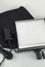 Promaster B88B Bi Color LED Light Used Good