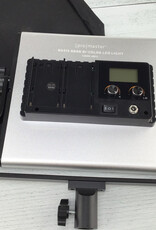 Promaster B88B Bi Color LED Light Used Good