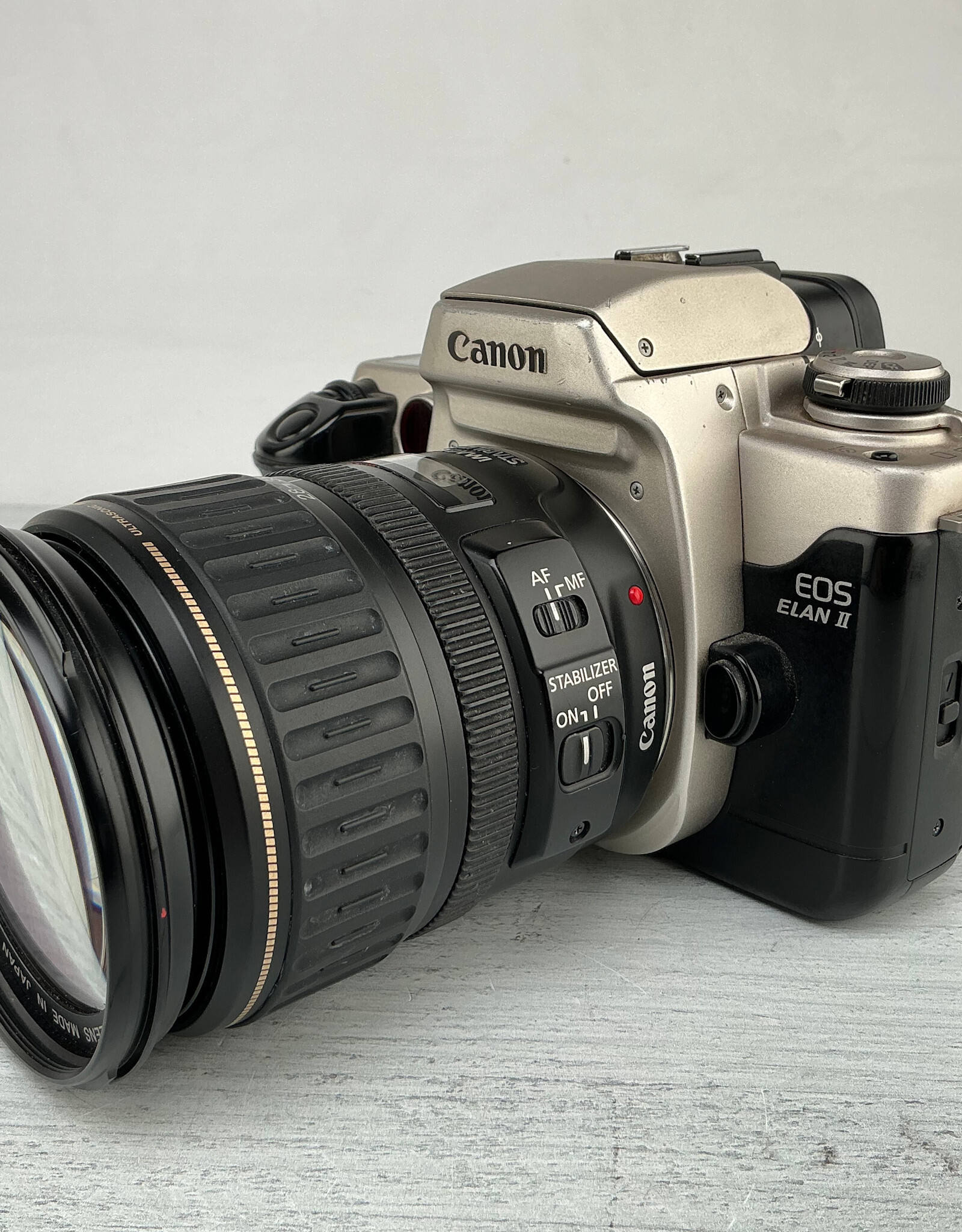 CANON Canon EOS Elan II Camera w/ 28-135mm Used Fair