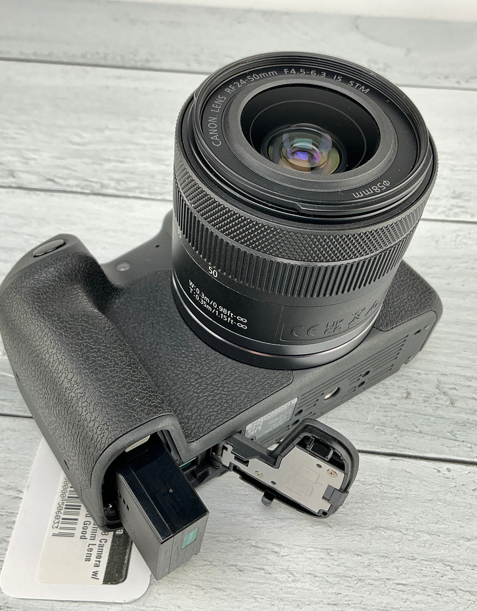 CANON Canon R8 Camera w/ 24-50mm Lens Used Good