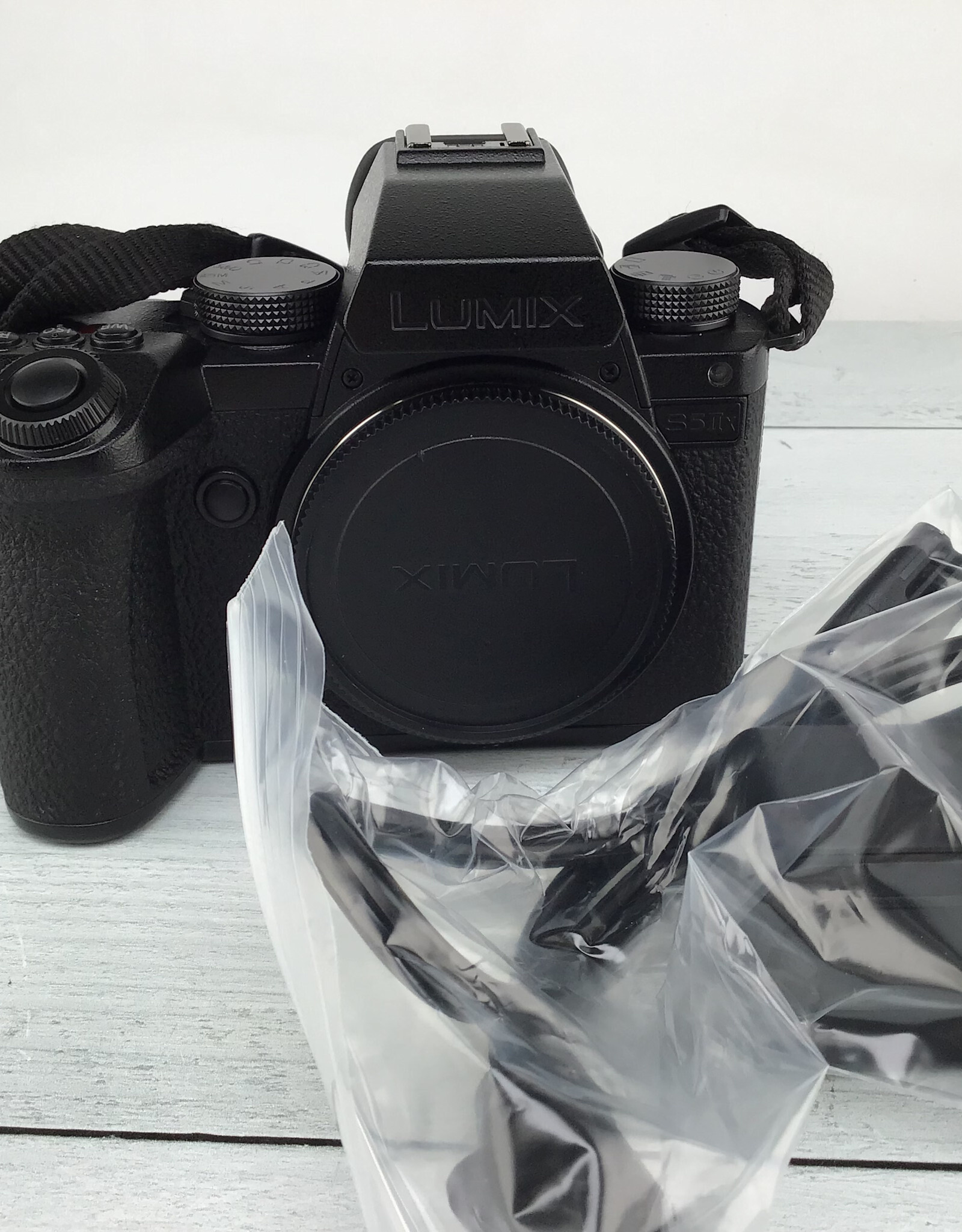 PANASONIC Panasonic Lumix S5IIX Camera Body Used EX