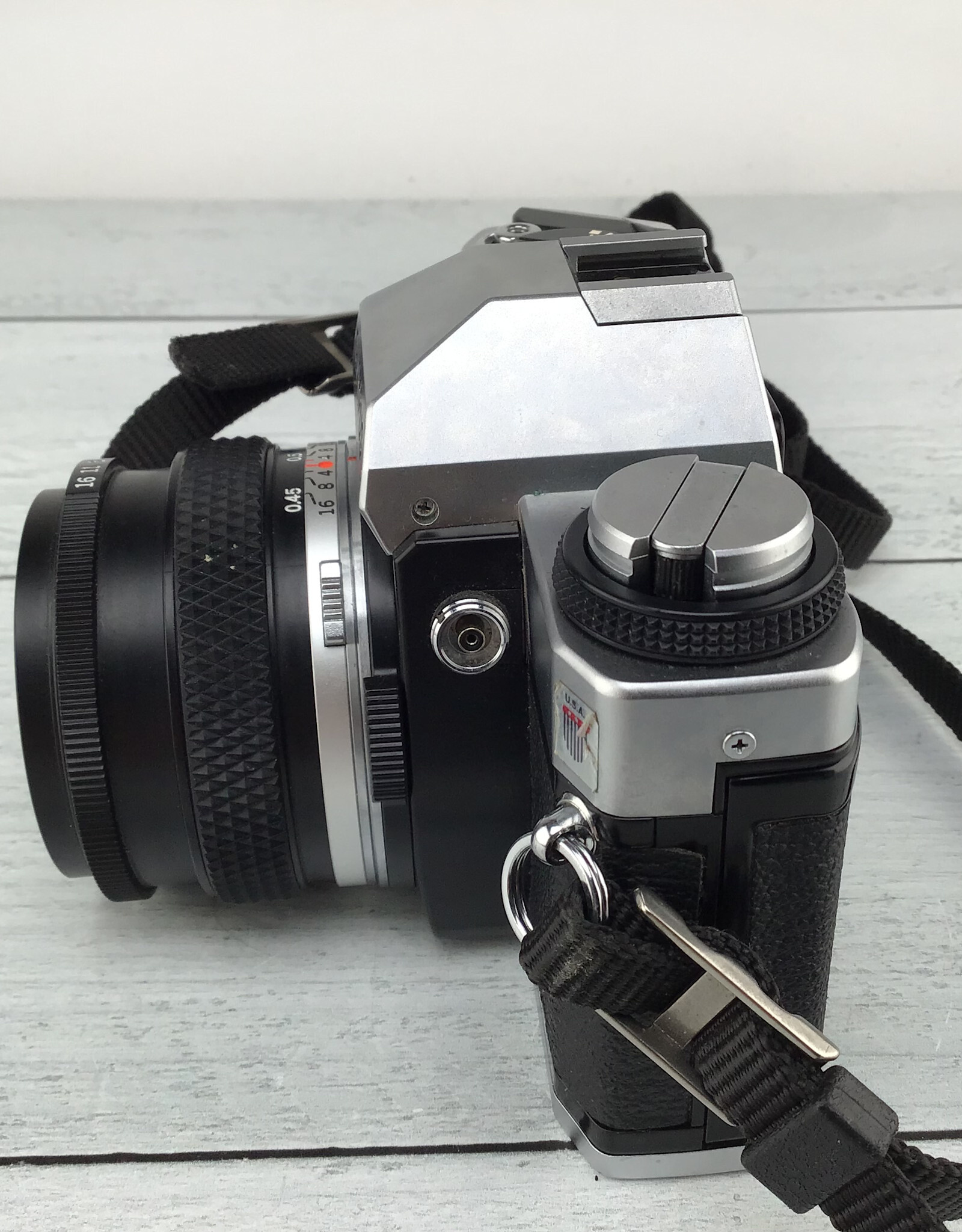 OLYMPUS Olympus OMG Camera w/ 50mm f1.8 Used Good