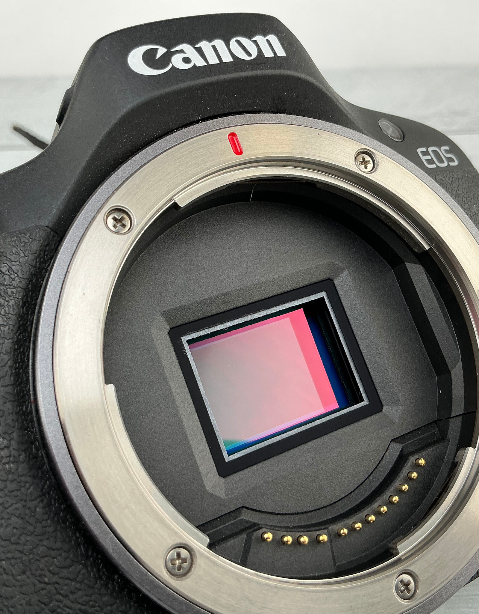 CANON Canon EOS R100 Camera w/ 18-45mm Used Good