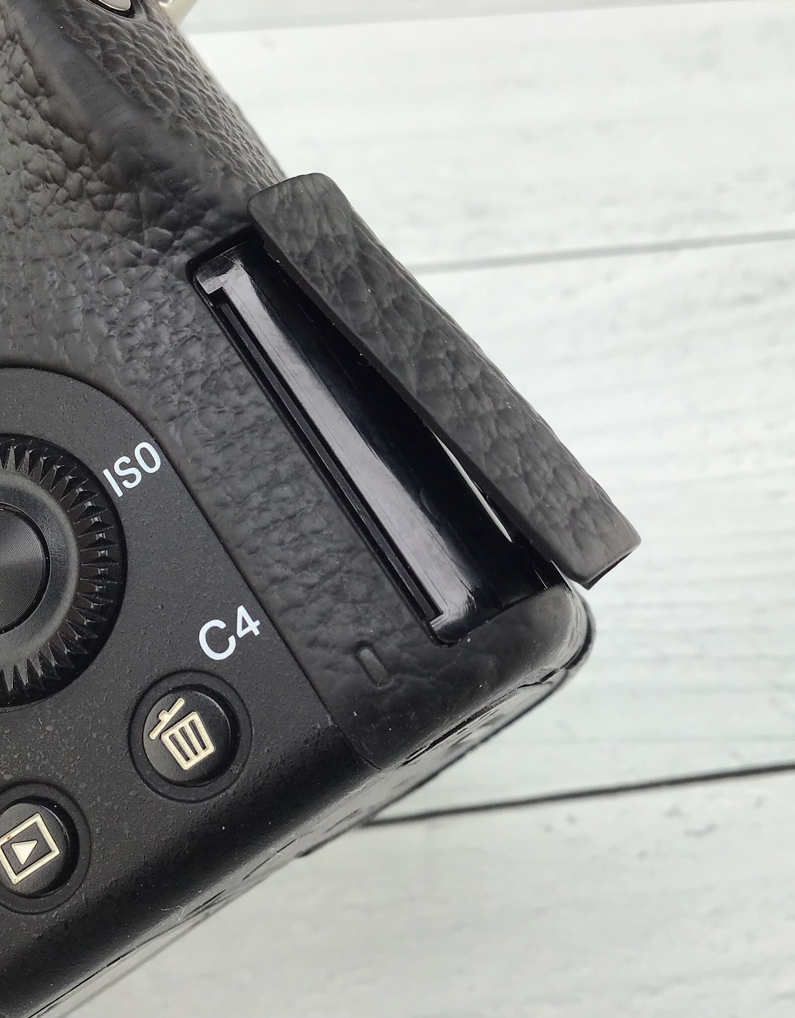 SONY Sony A7S II Camera Body Shutter Count 28994 Used Fair