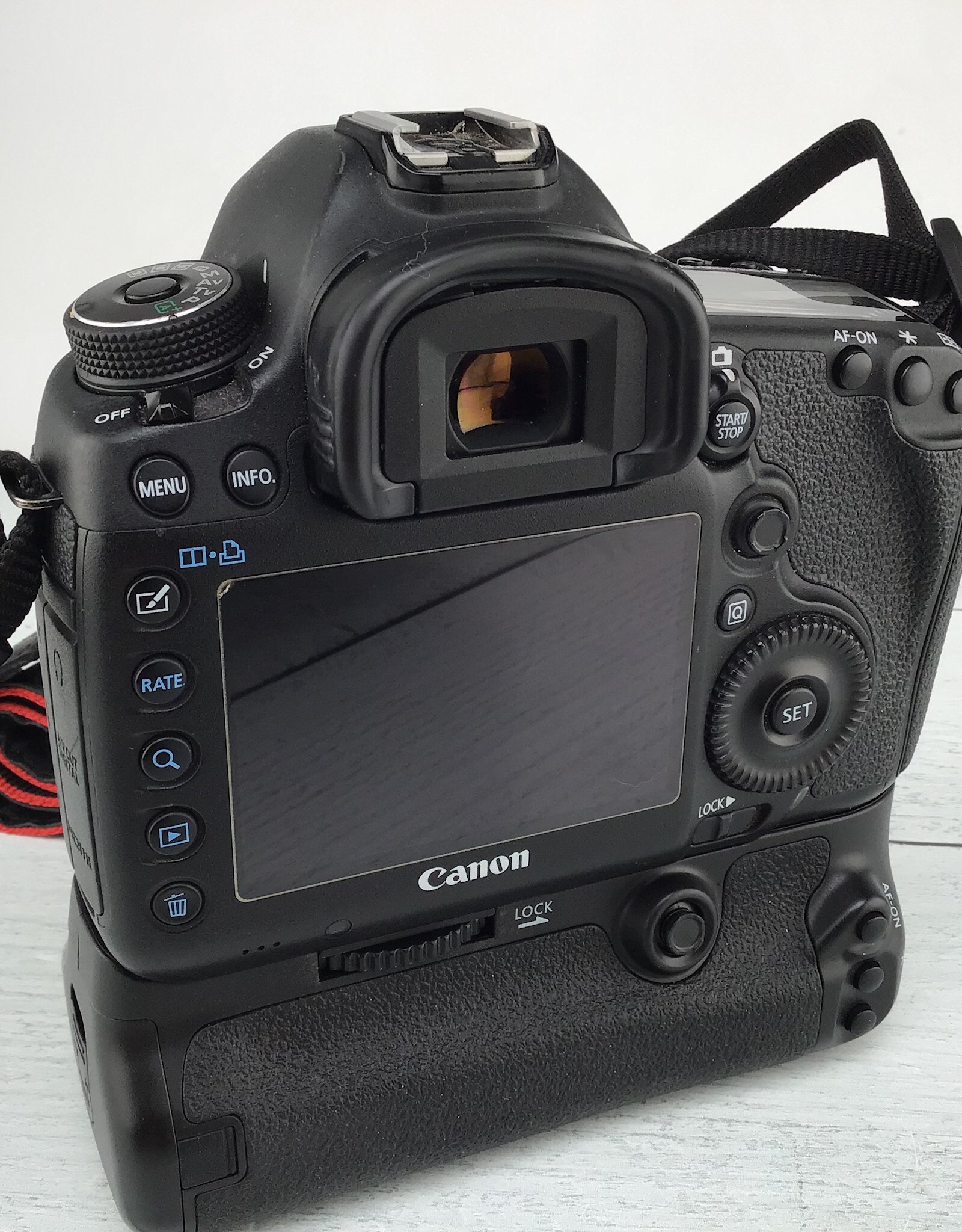 CANON Canon 5D Mark III Camera w/ 3rd Party Grip Used Good