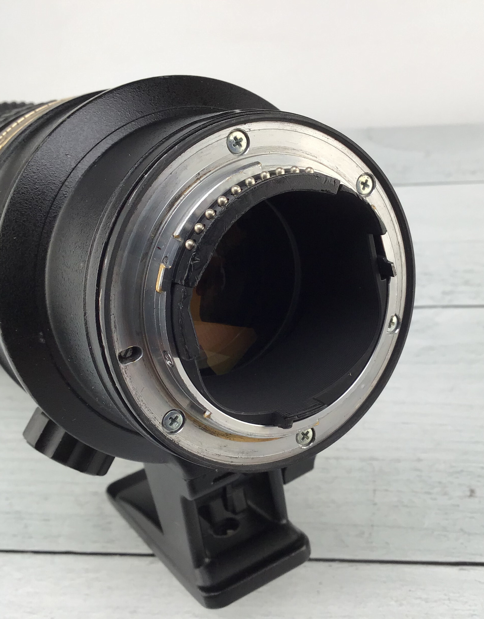 NIKON Nikon ED AF-S VR Nikkor 70-200mm f2.8G Lens Used Fair