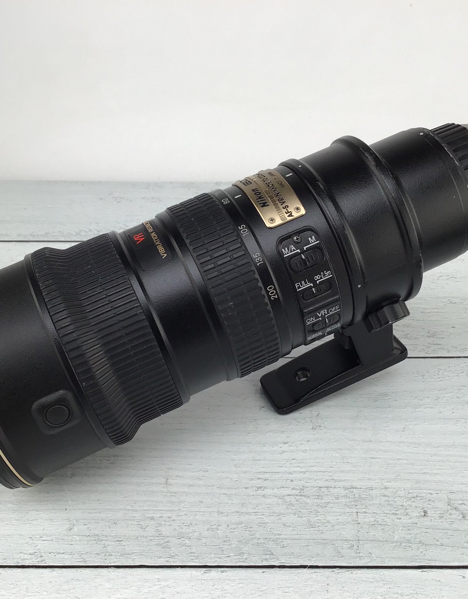 NIKON Nikon ED AF-S VR Nikkor 70-200mm f2.8G Lens Used Fair