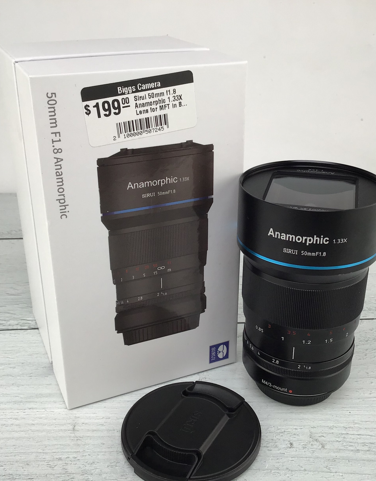 Sirui 50mm f1.8 Anamorphic 1.33X Lens for MFT in Box Used Good