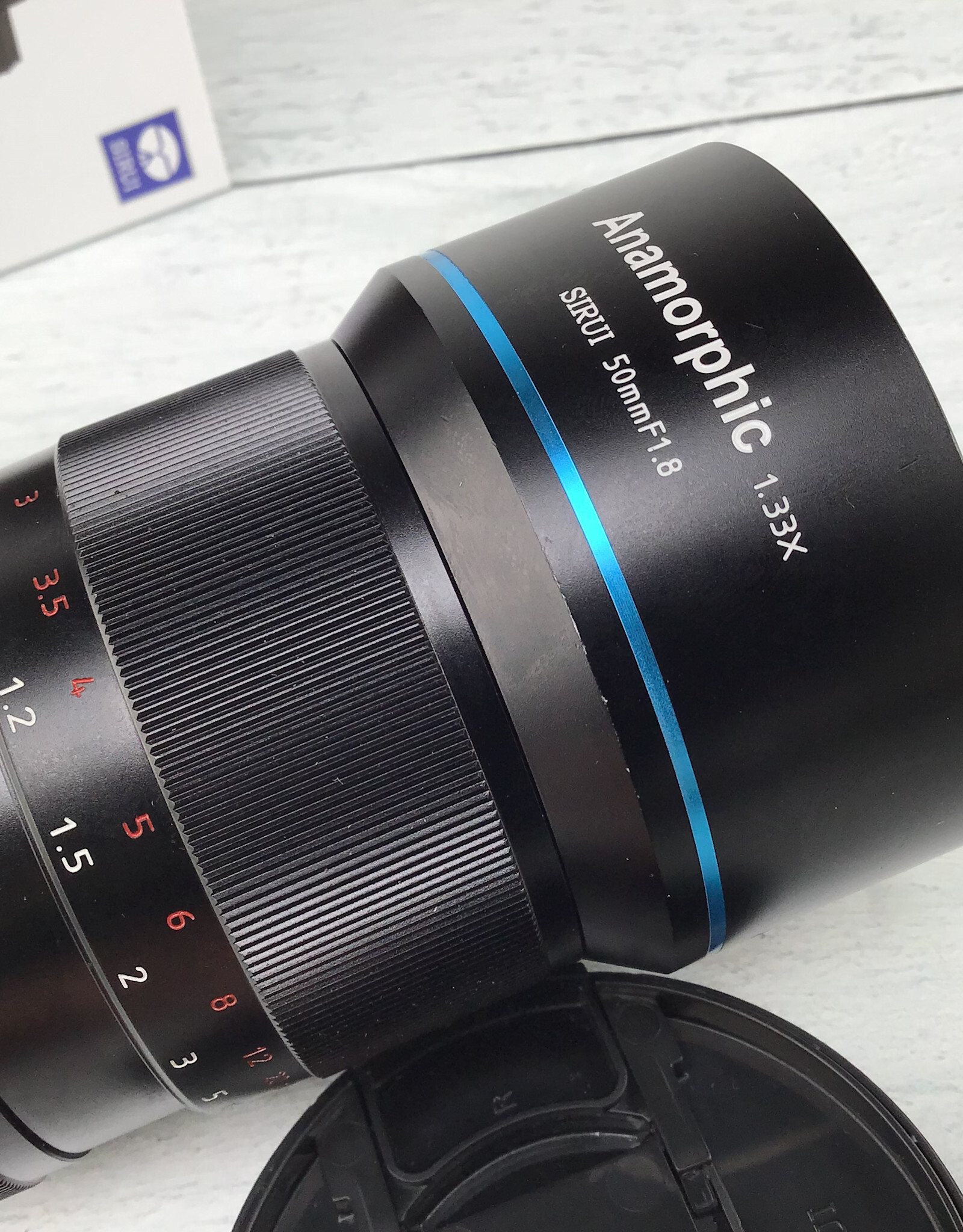 Sirui 50mm f1.8 Anamorphic 1.33X Lens for MFT in Box Used Good