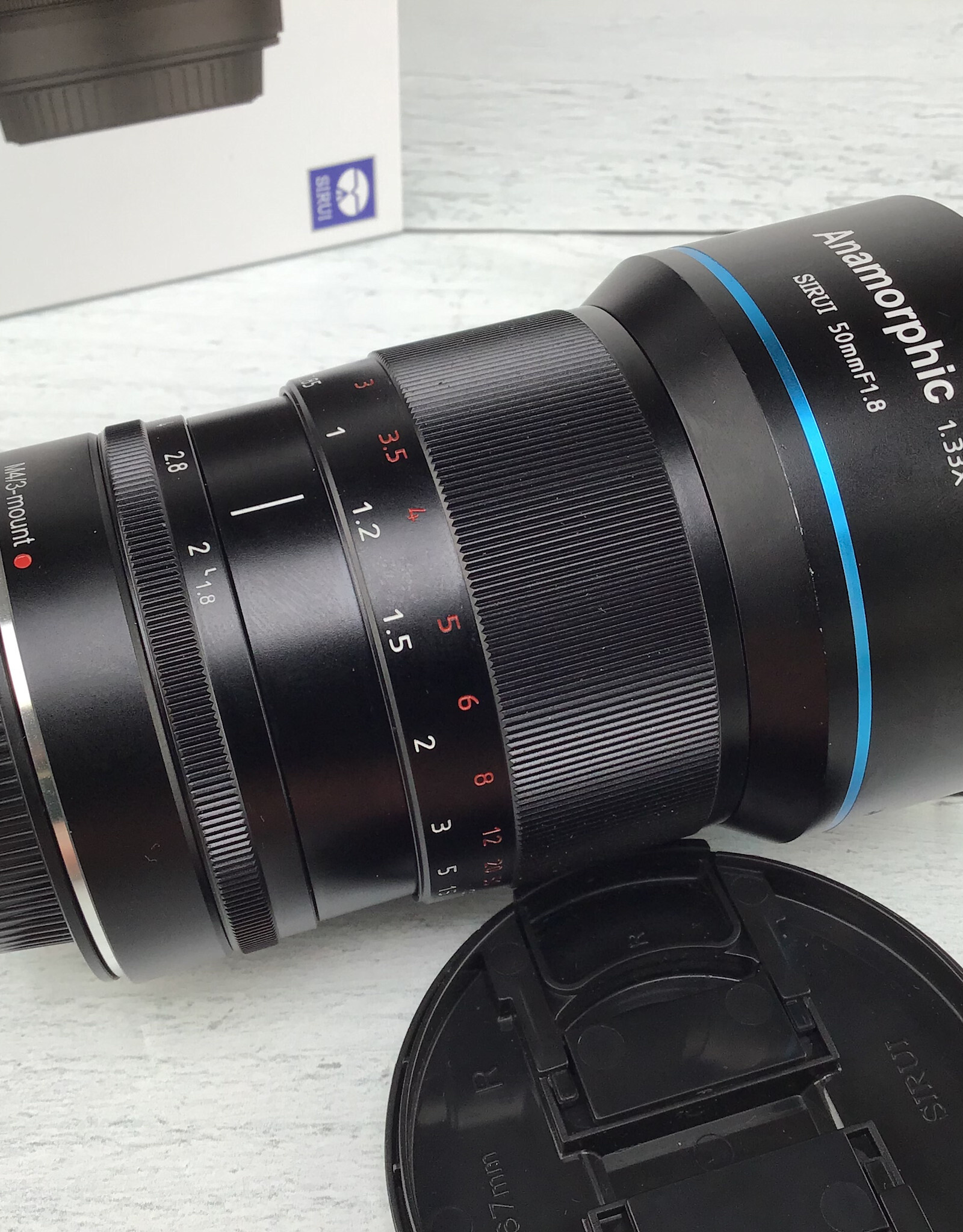 Sirui 50mm f1.8 Anamorphic 1.33X Lens for MFT in Box Used Good