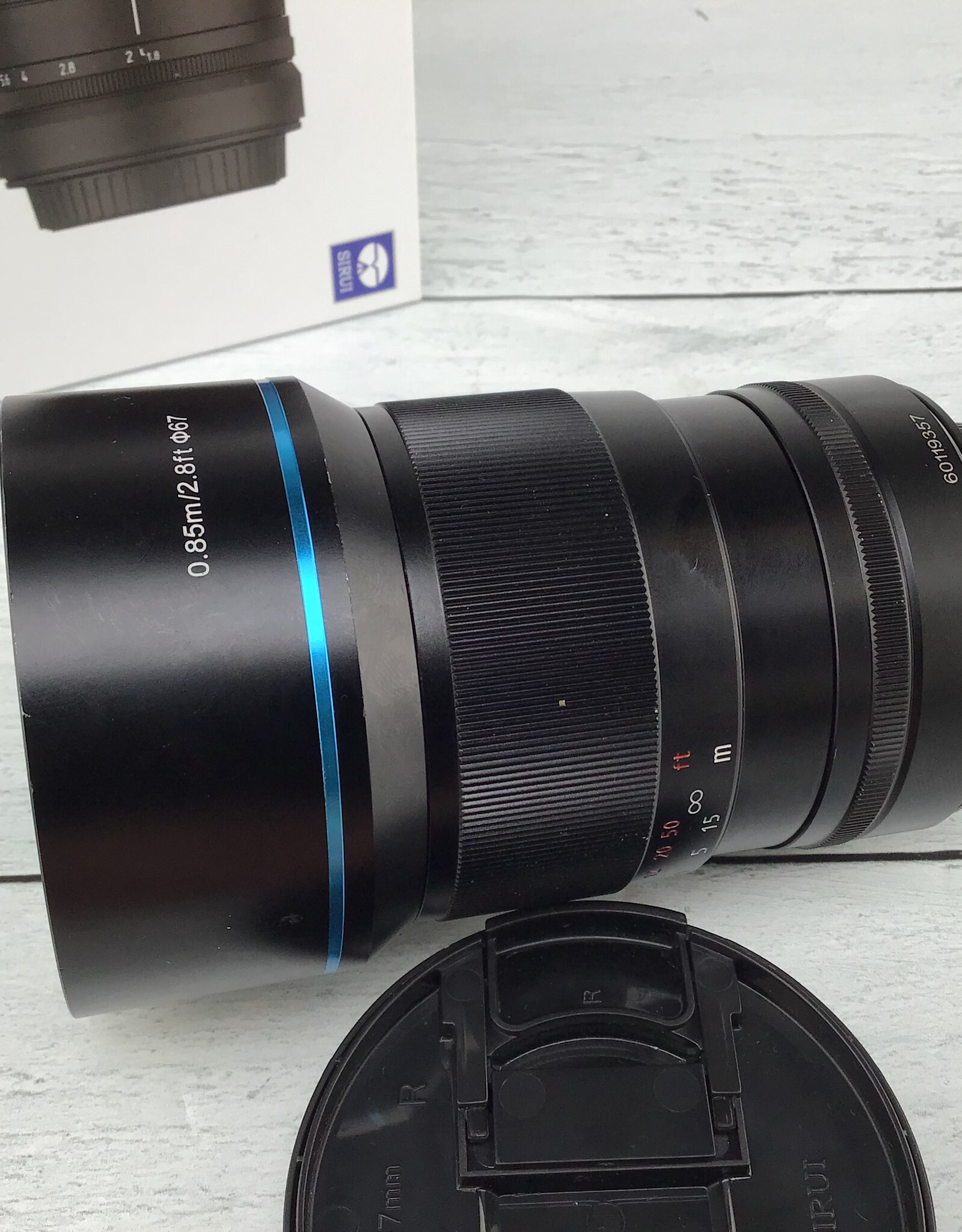 Sirui 50mm f1.8 Anamorphic 1.33X Lens for MFT in Box Used Good