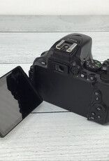 NIKON Nikon D5600 Camera Body w/ Charger Used Good