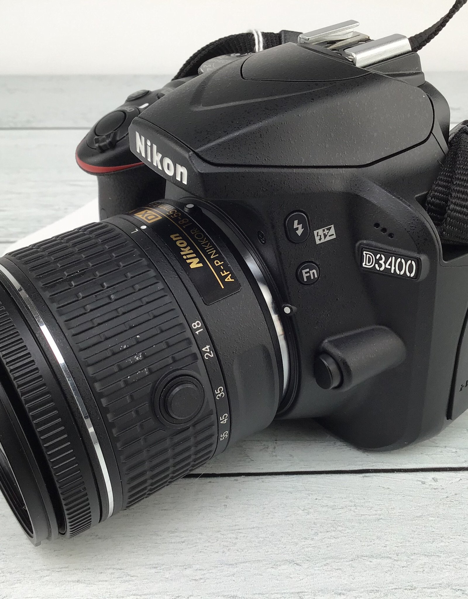 NIKON Nikon D3400 Camera w/ 18-55mm Lens Used Good