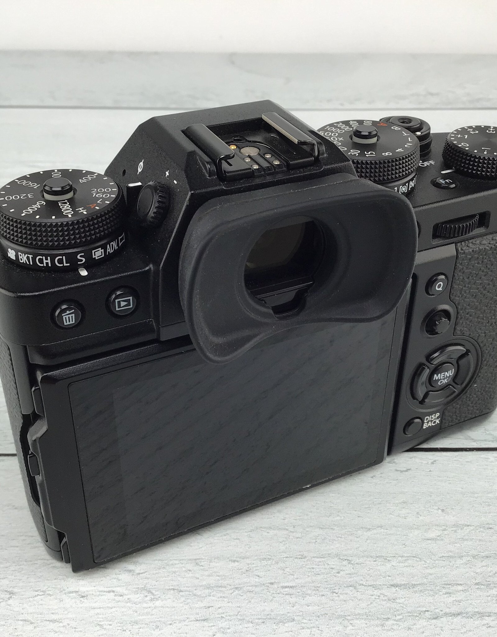FUJI Fuji X-T3 Camera Body Black no Charger Used Good