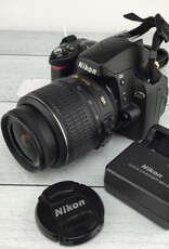 NIKON Nikon D40 Camera w/ 18-55mm Lens Used Good