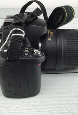 NIKON Nikon D40 Camera w/ 18-55mm Lens Used Good