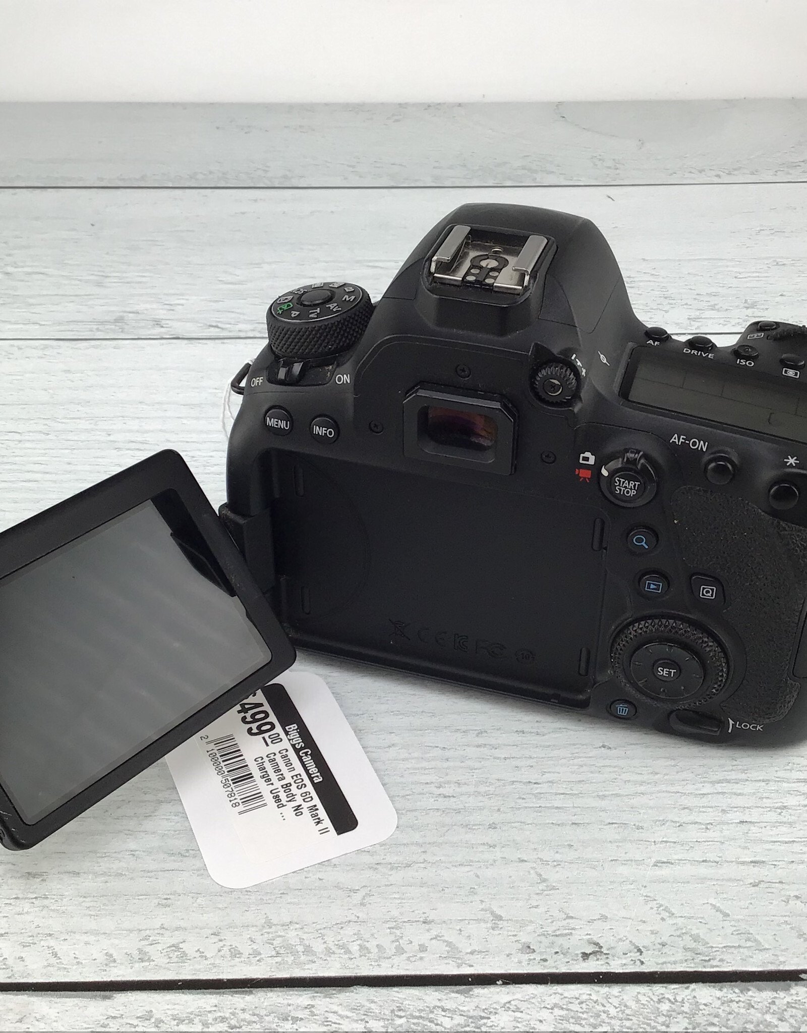 CANON Canon EOS 6D Mark II Camera Body No Charger Used Fair