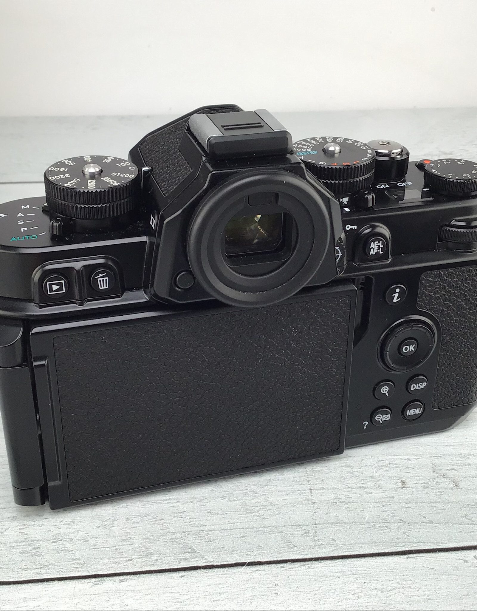 NIKON Nikon ZF Camera Black w/ 40mm f2 SE Kit in Box Used EX