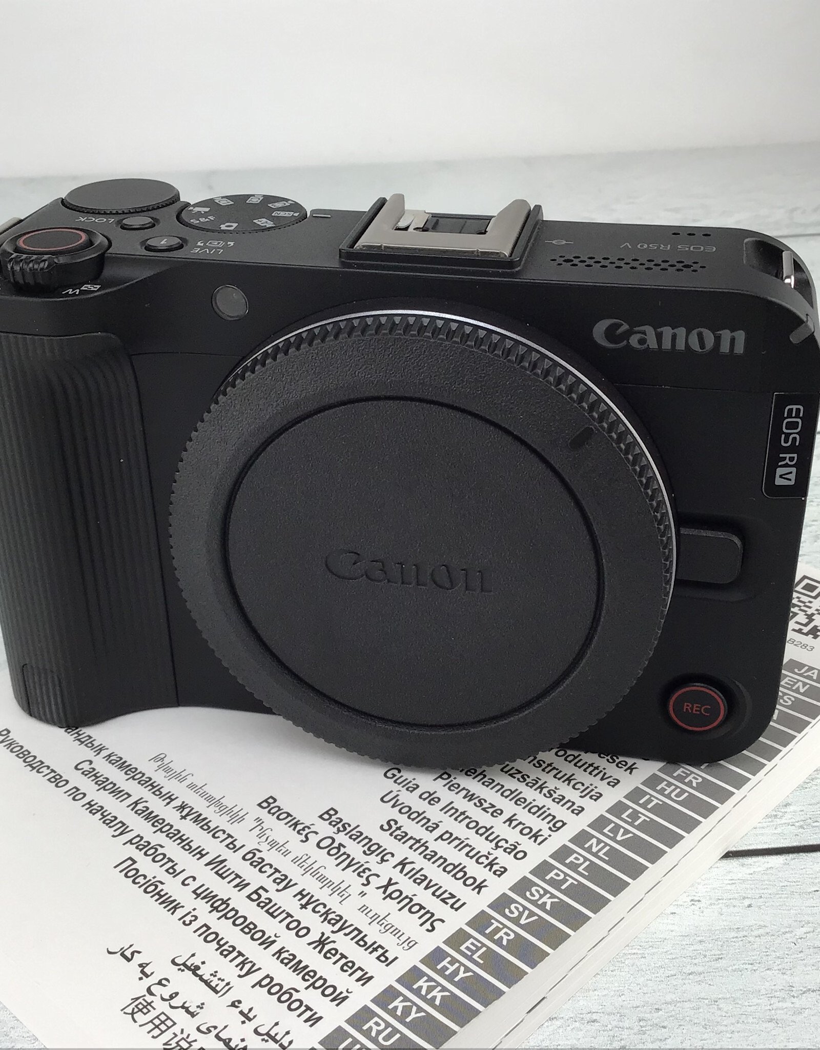 CANON Canon EOS R50V Camera Body in Box Used Good