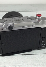 FUJI Fuji X-M5 Silver Camera w/ 15-45mm, SmallRig Grip Used Good