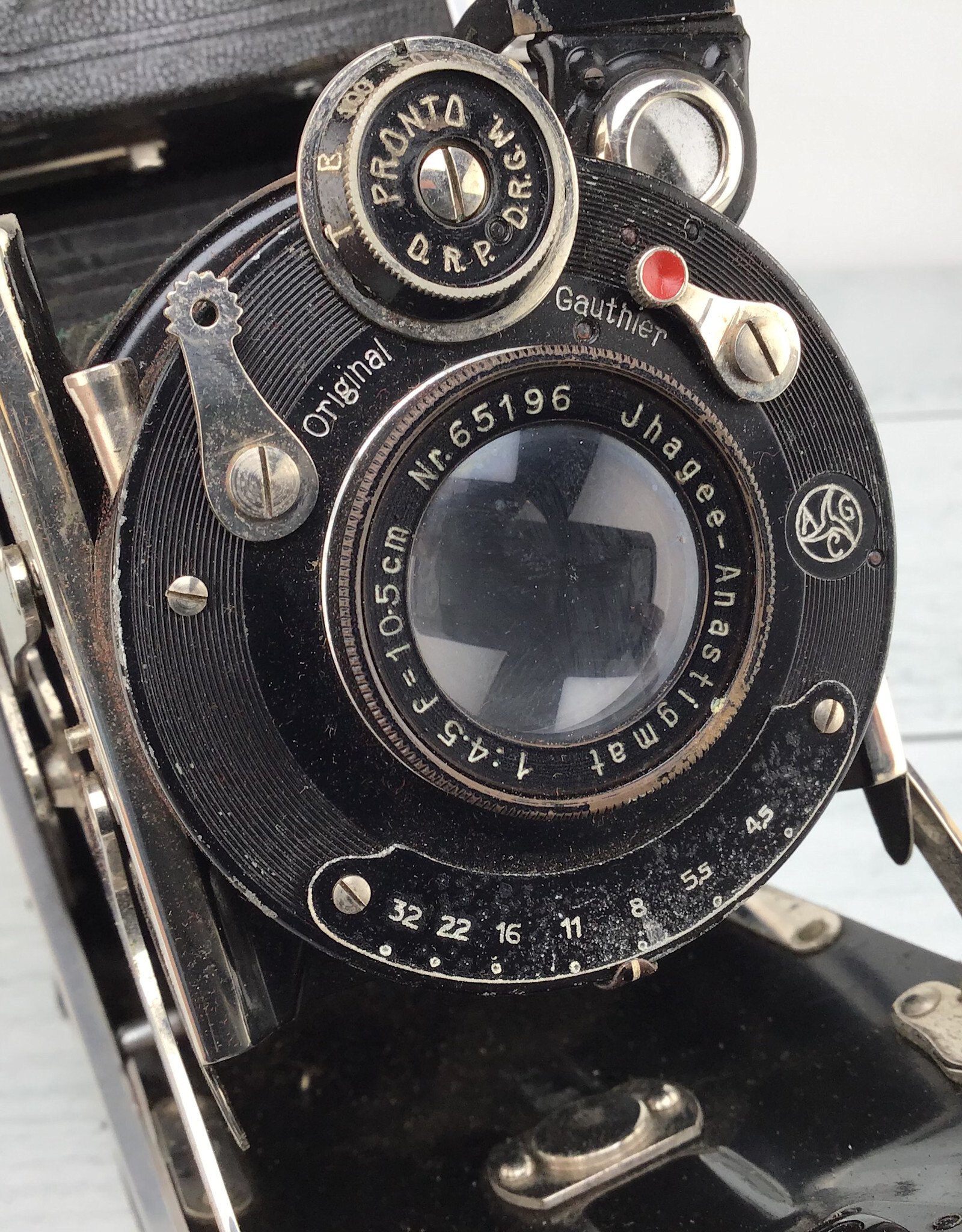 thagee Thagee Folding Camera Used Disp