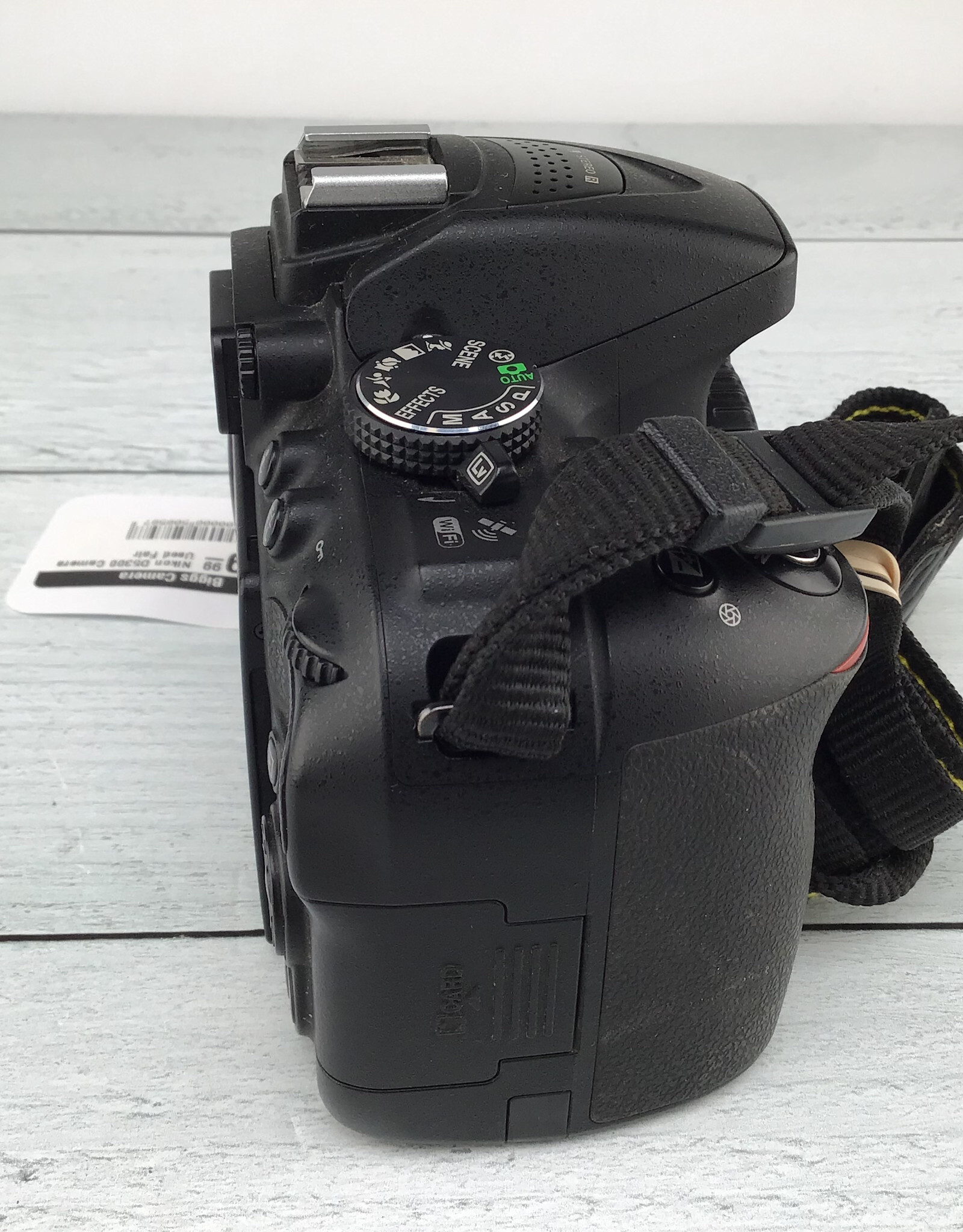 NIKON Nikon D5300 Camera Used Fair