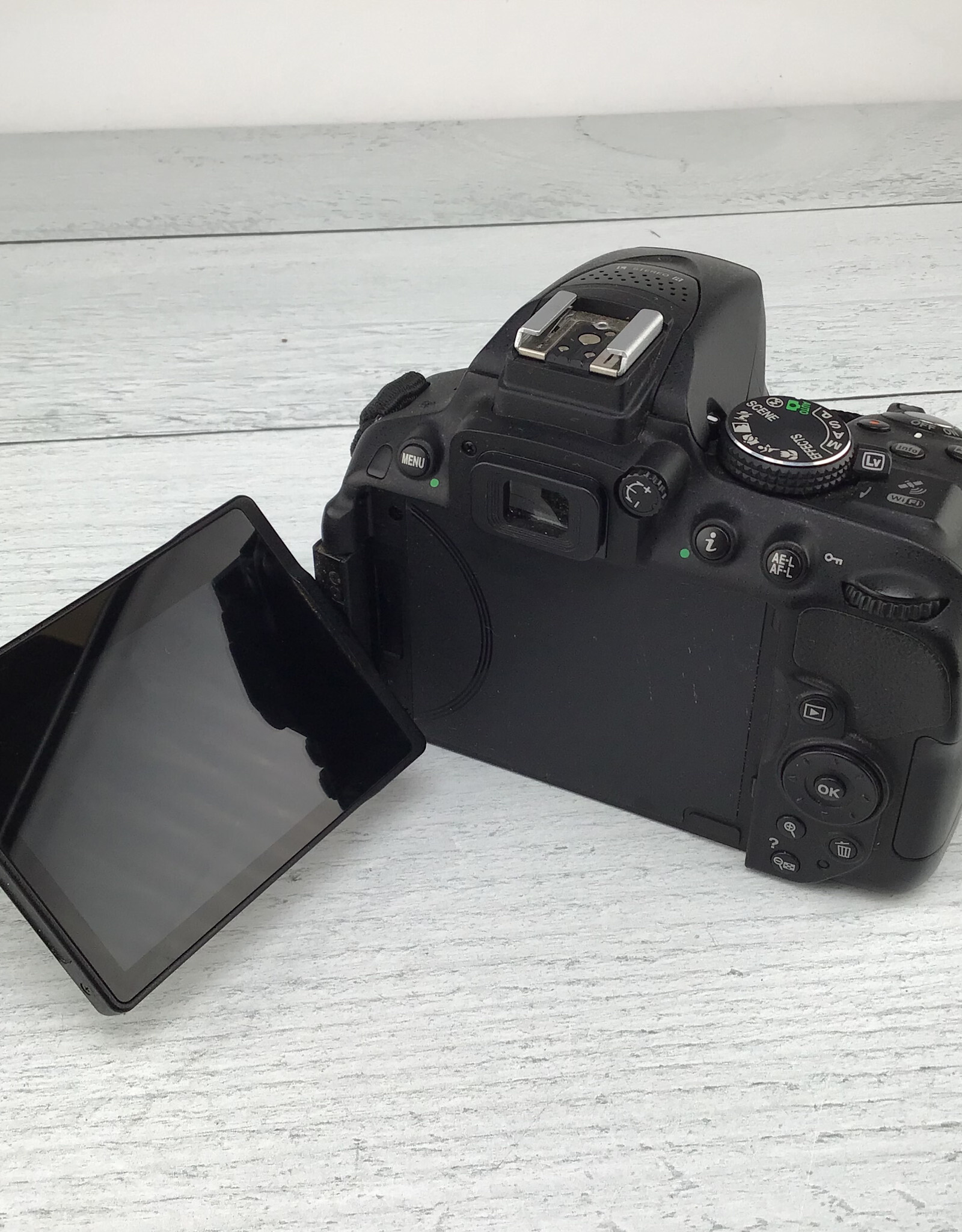 NIKON Nikon D5300 Camera Used Fair