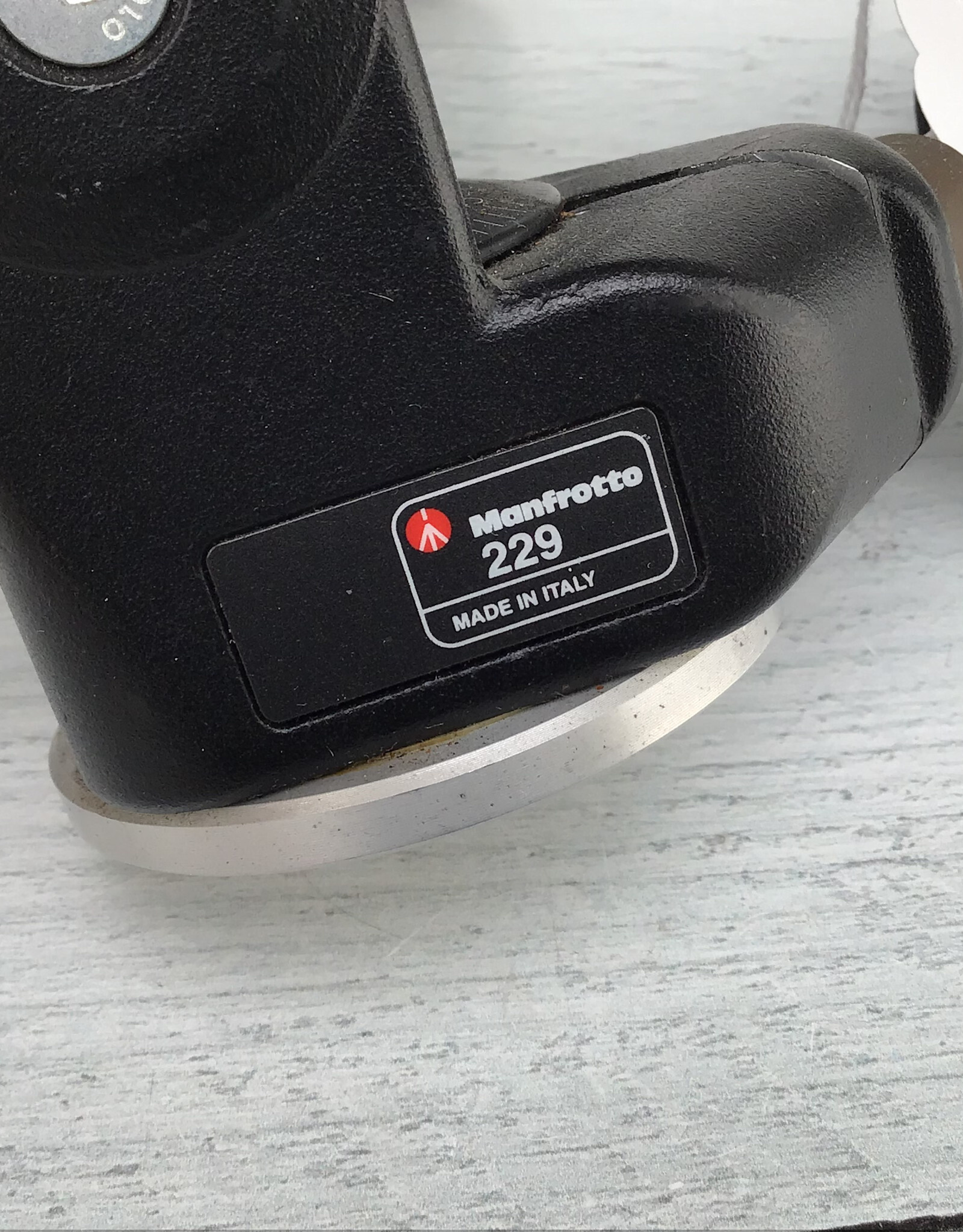 MANFROTTO Manfrotto 226 Tripod Head Used Fair