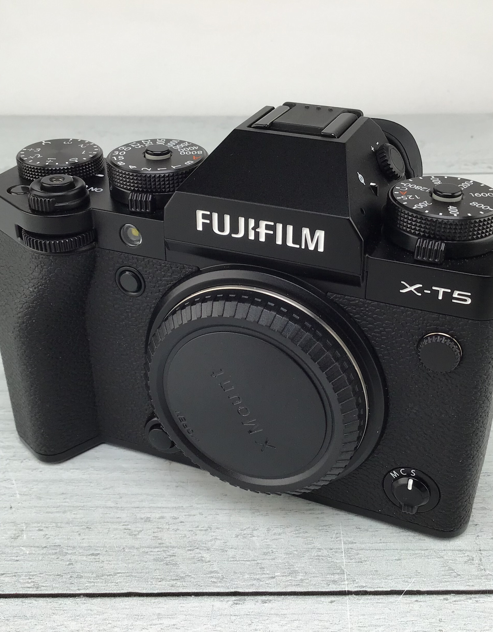 FUJI Fuji X-T5 Black Camera Body Used Good