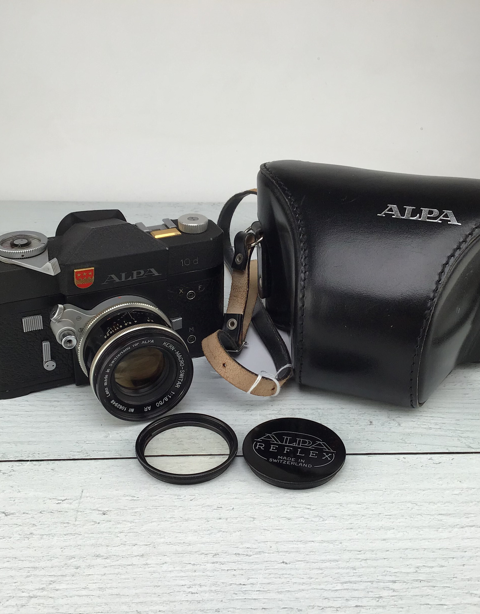 Alpa Alpa 10D Black Camera w/ Kern Macro Switar 50mm f1.8 Used Good
