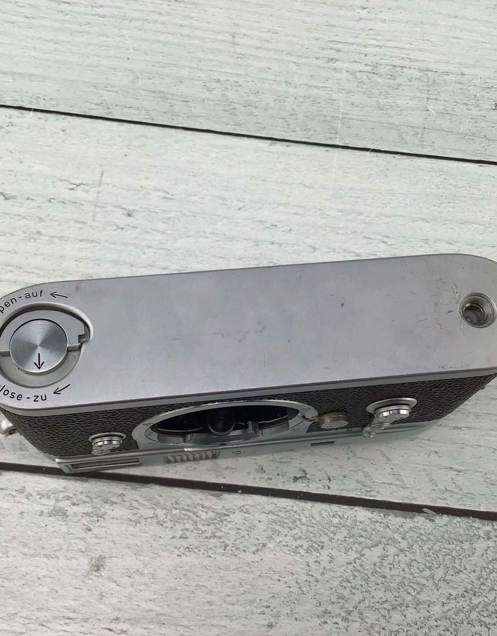 Leica Leica M2 Silver Camera Body Used Good