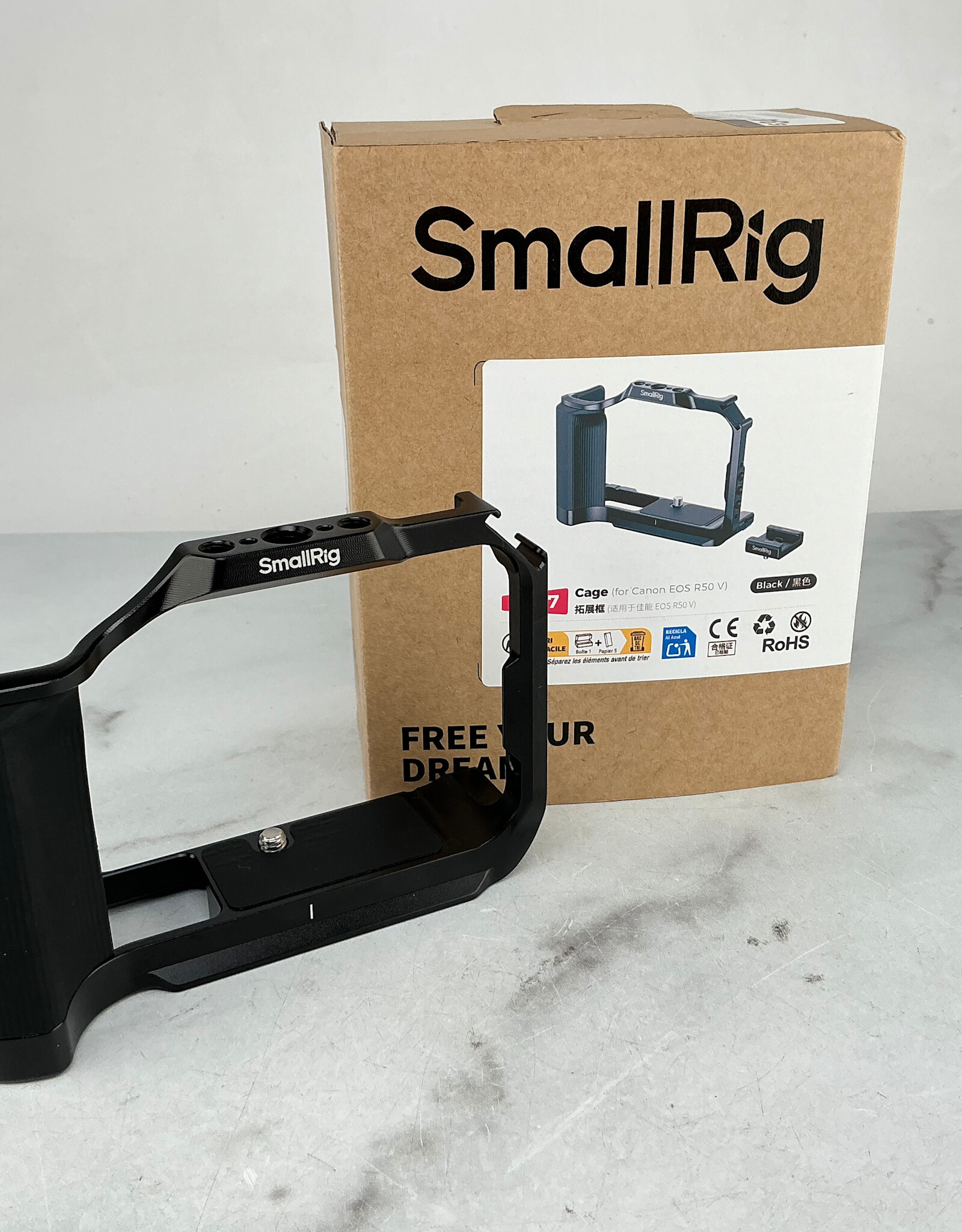 SmallRig SmallRig Cage for Canon EOS R50V in Box Used EX