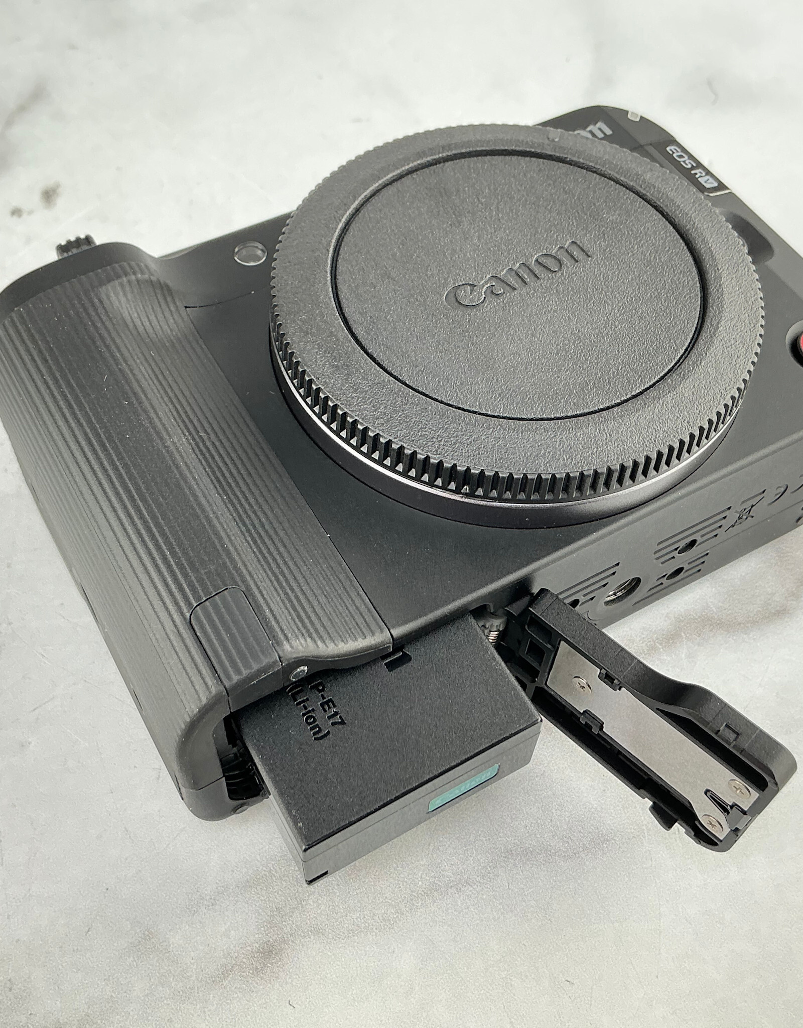 CANON Canon EOS R50V Camera Body in Box Used EX
