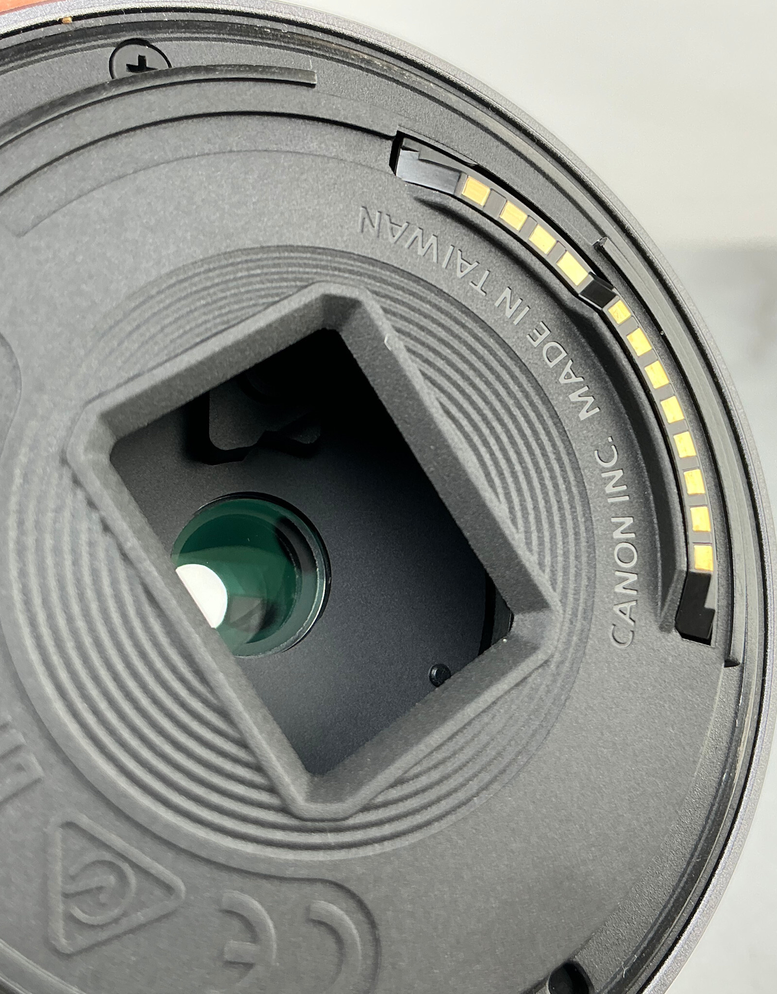 CANON Canon RF-S 18-45mm f4.5-6.3 IS STM Lens Used Good