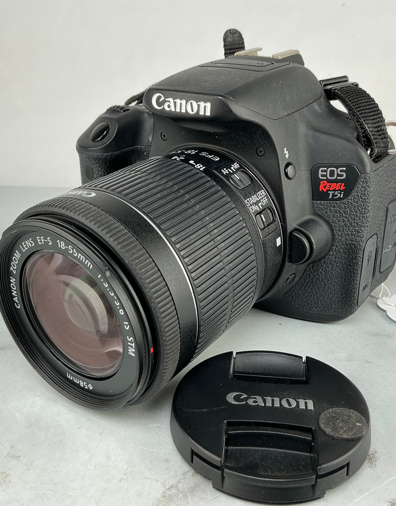 CANON Canon Rebel T5i Camera w/ 18-55mm STM No Charger Used Good