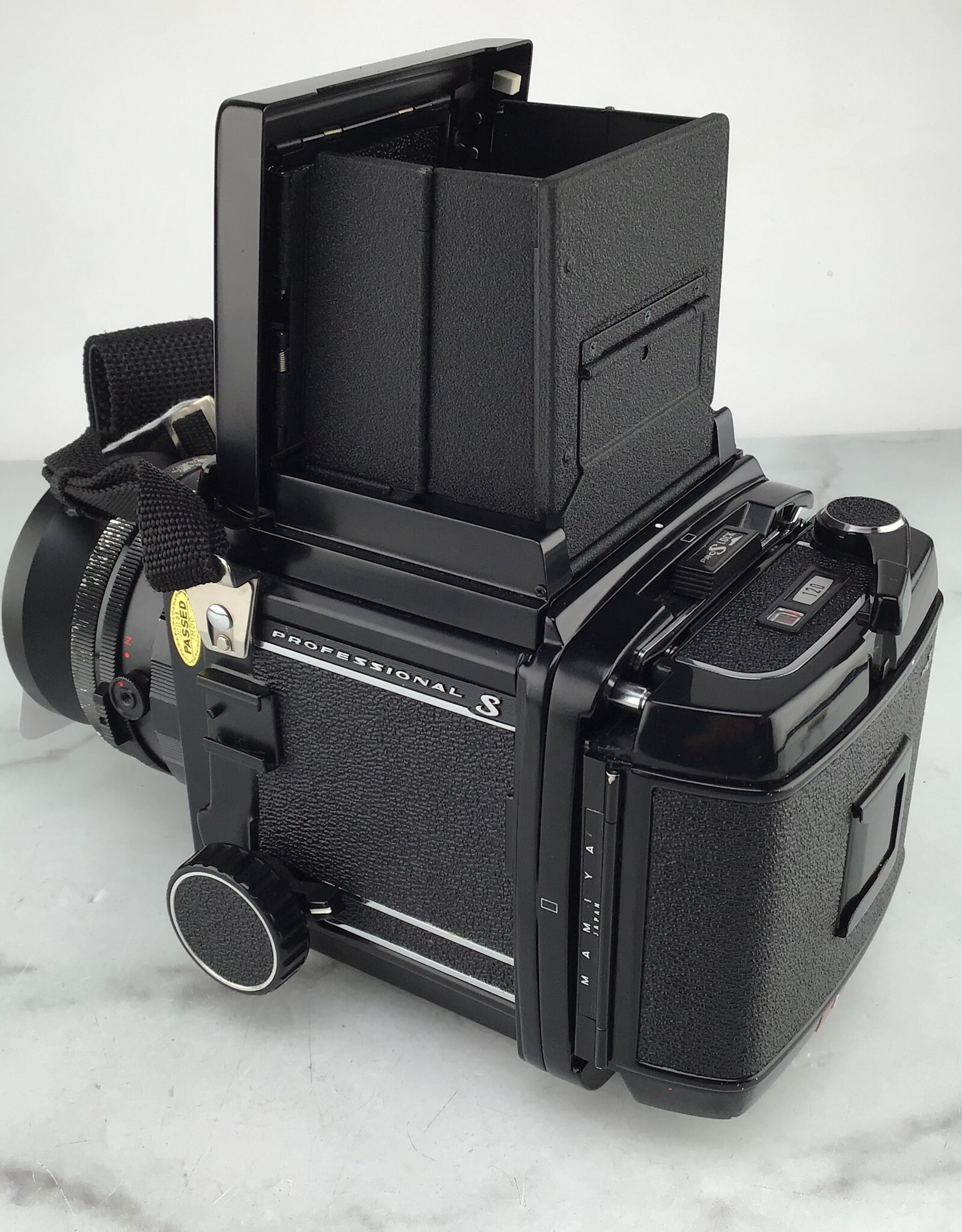 MAMIYA Mamiya RB67 Pro S Camera w/ 90mm Lens, Waist Level, 120 Back Used Fair