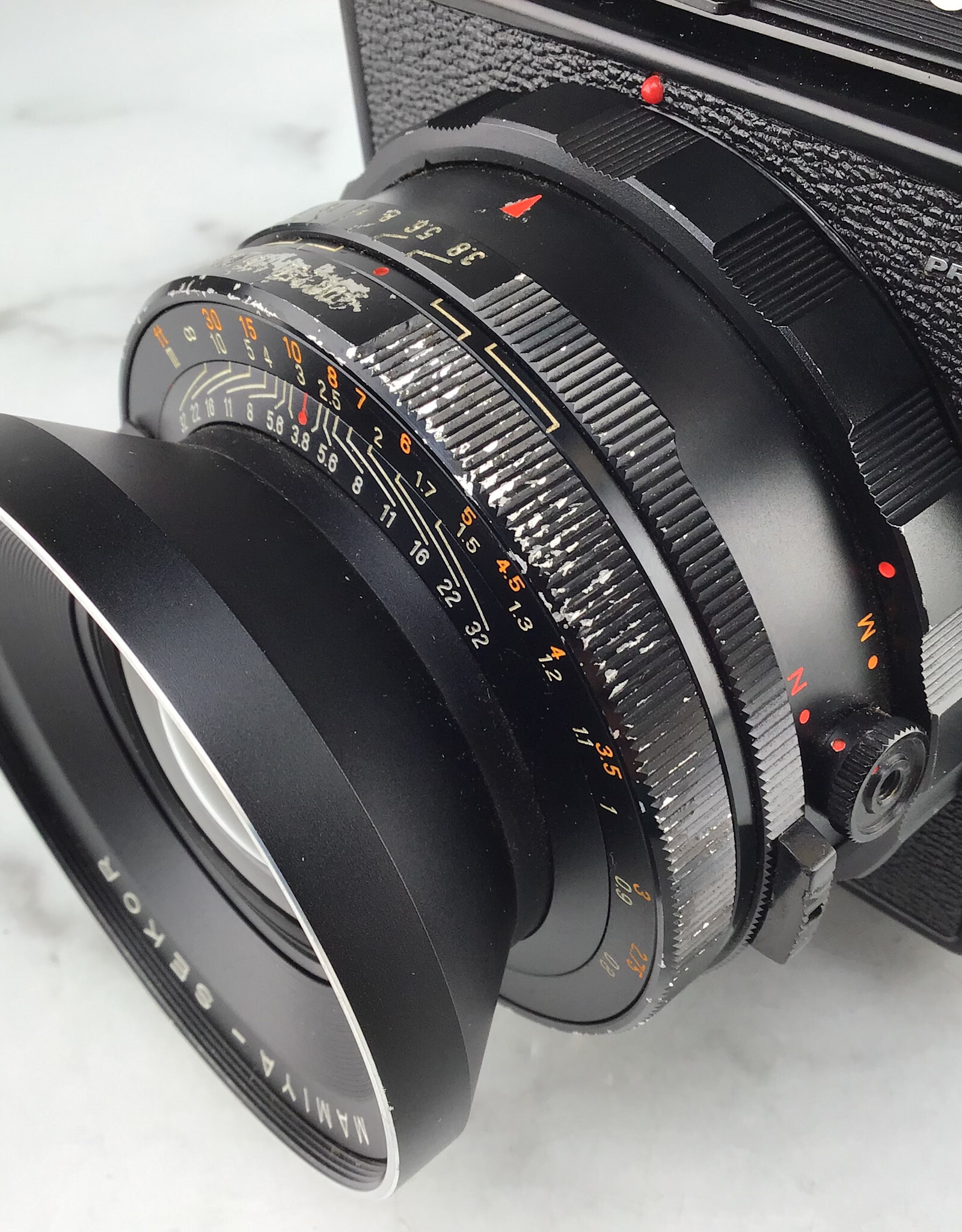 MAMIYA Mamiya RB67 Pro S Camera w/ 90mm Lens, Waist Level, 120 Back Used Fair