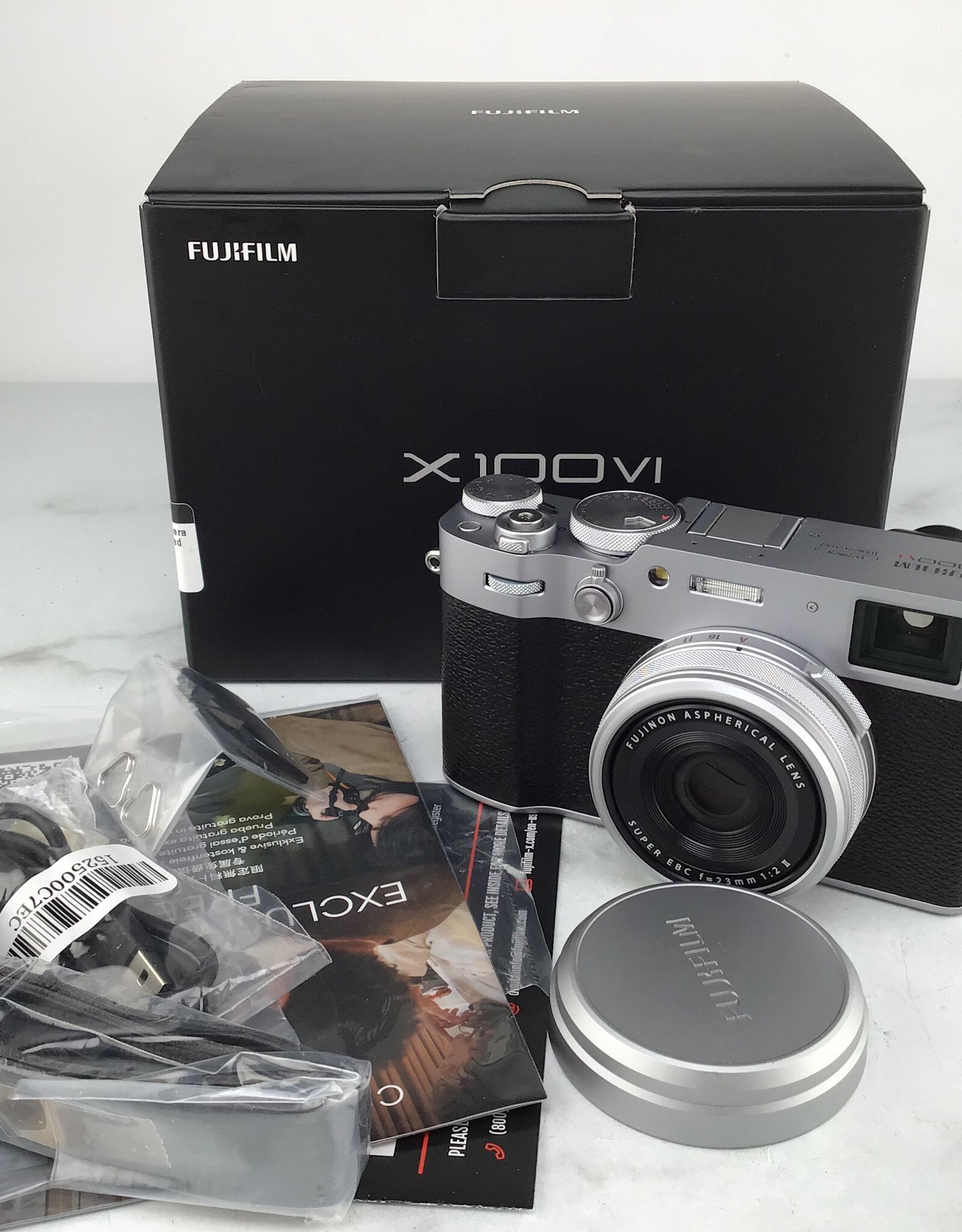FUJI Fuji X100VI Camera Silver in Box Used EX