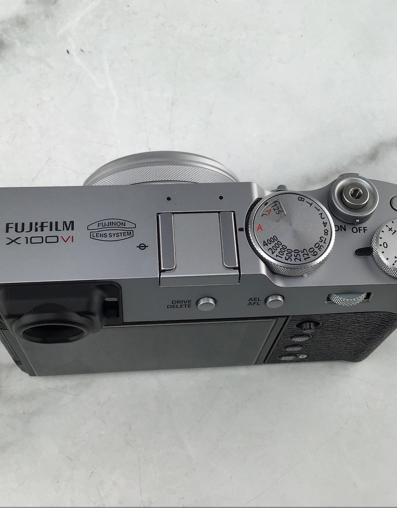 FUJI Fuji X100VI Camera Silver in Box Used EX