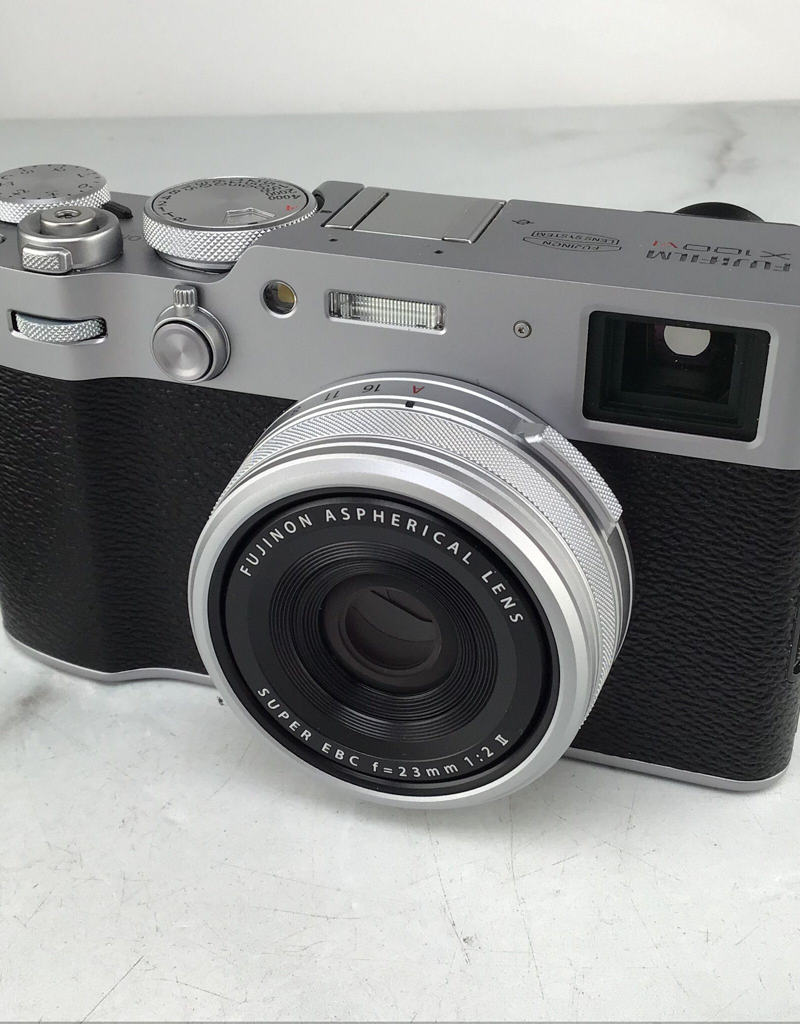 FUJI Fuji X100VI Camera Silver in Box Used EX