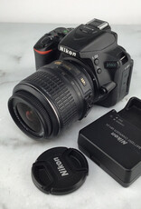 NIKON Nikon D5600 Camera w/ 18-55mm VR Used Good