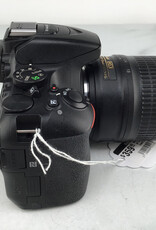 NIKON Nikon D5600 Camera w/ 18-55mm VR Used Good