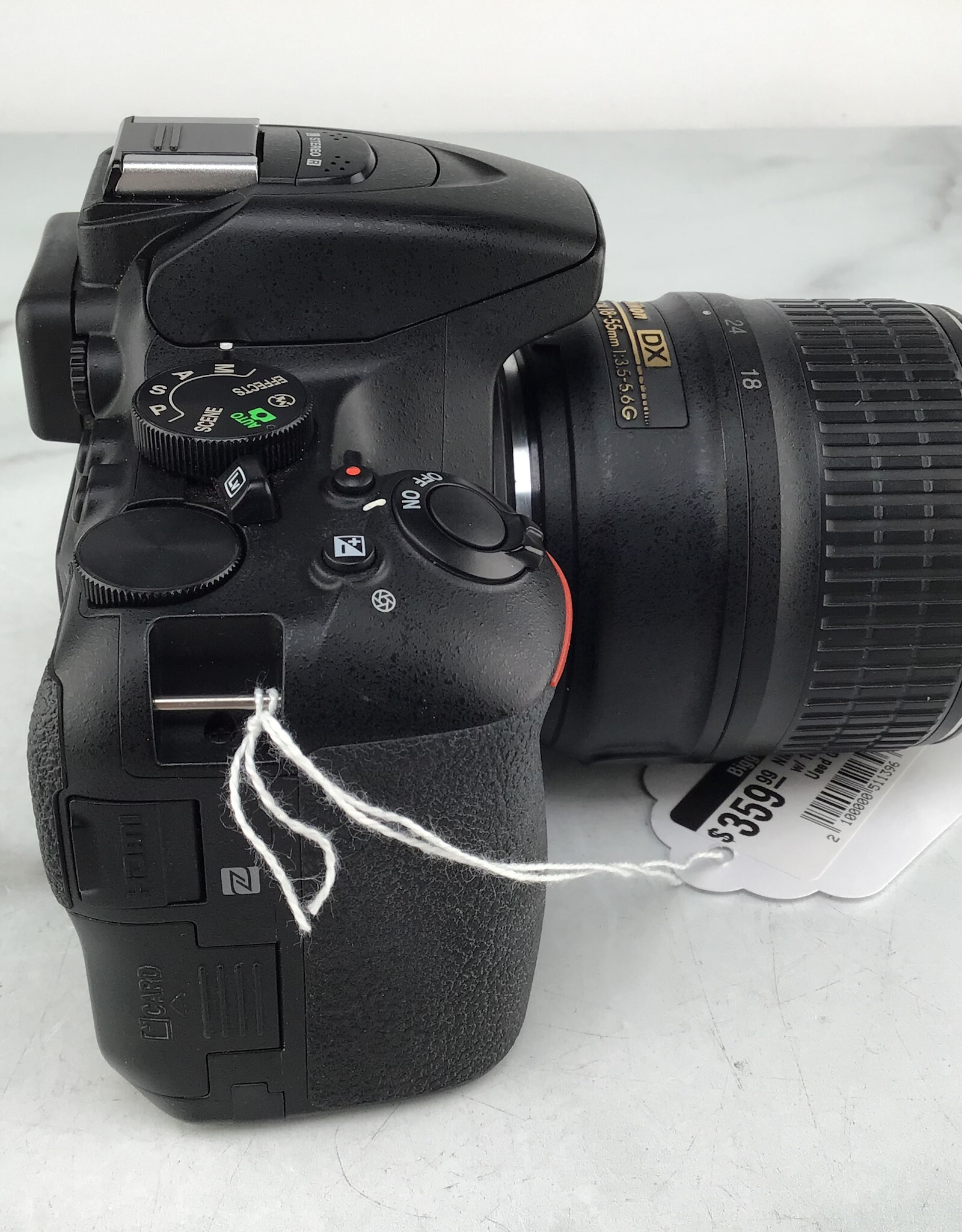 NIKON Nikon D5600 Camera w/ 18-55mm VR Used Good