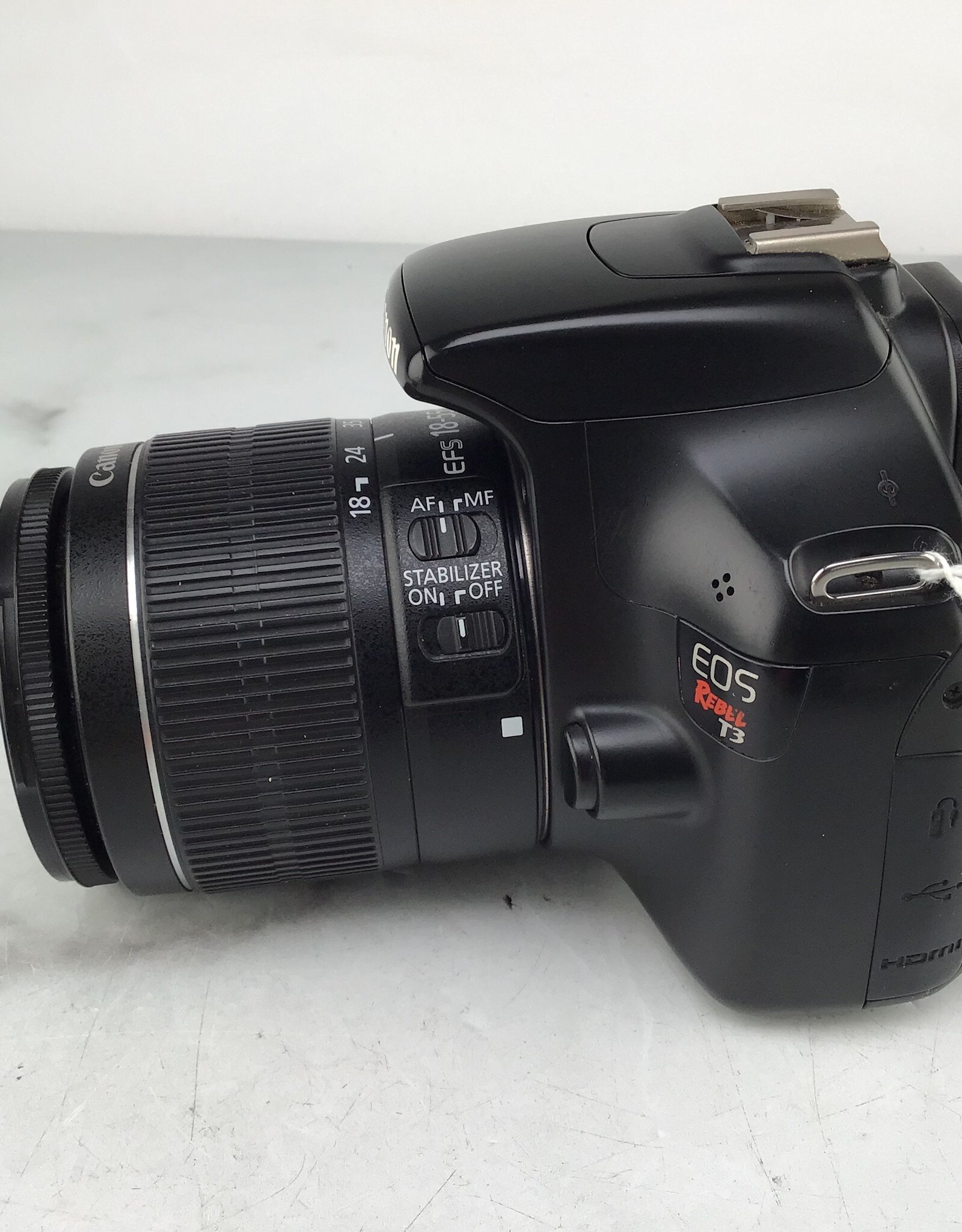 CANON Canon EOS Rebel T3 Camera w/ 18-55mm IS Used Good