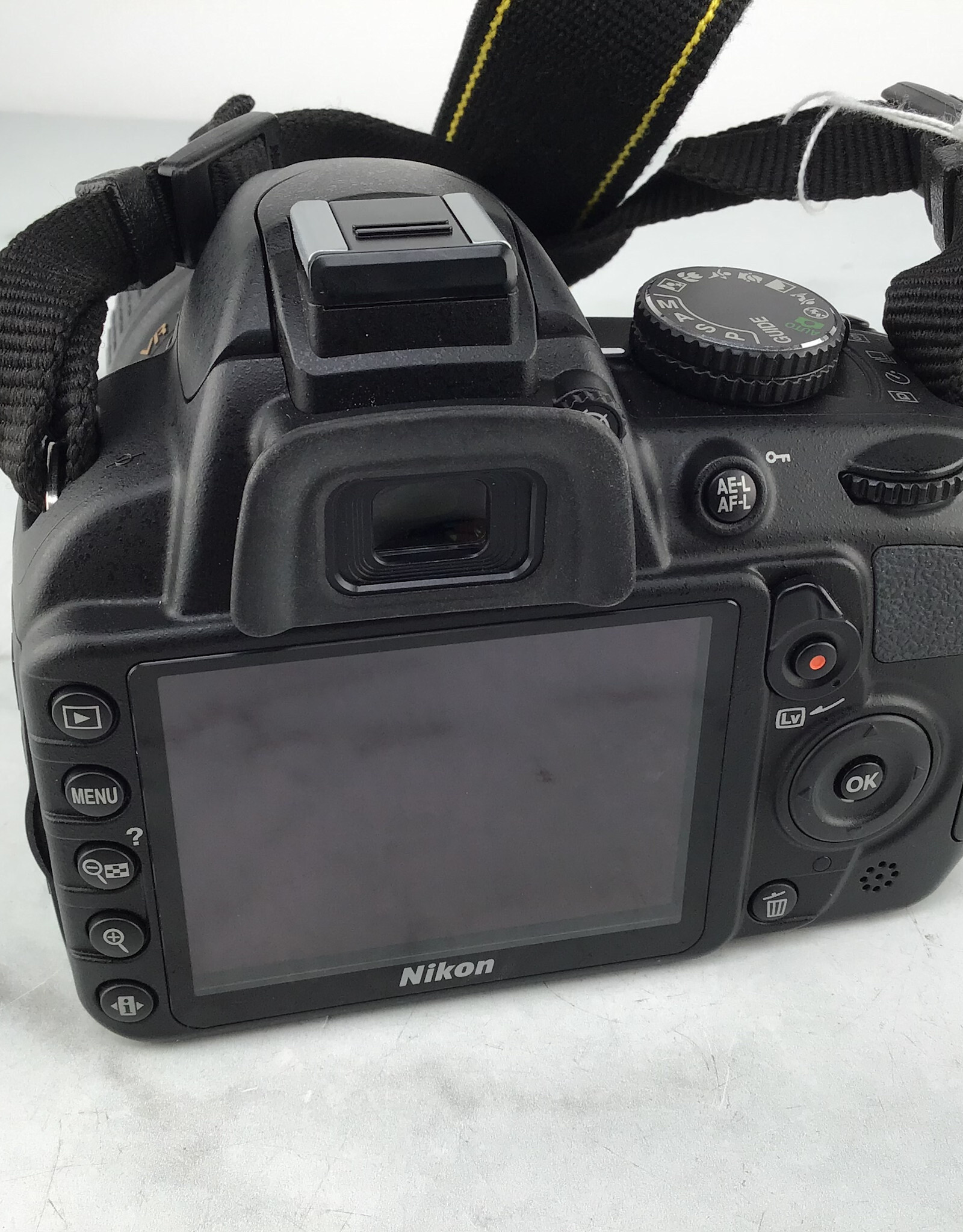 NIKON Nikon D3100 Camera w/ 18-55mm VR Used Good