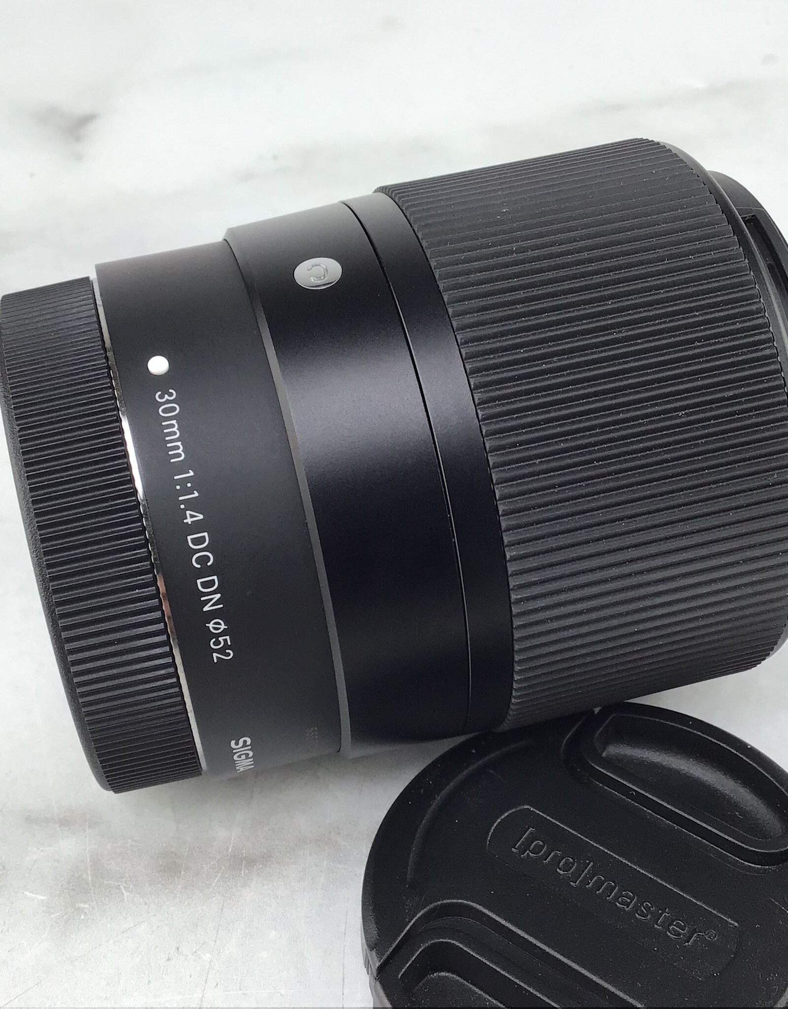 SIGMA Sigma 30mm 1.4 DC DN Lens for Canon EF-M Used Good