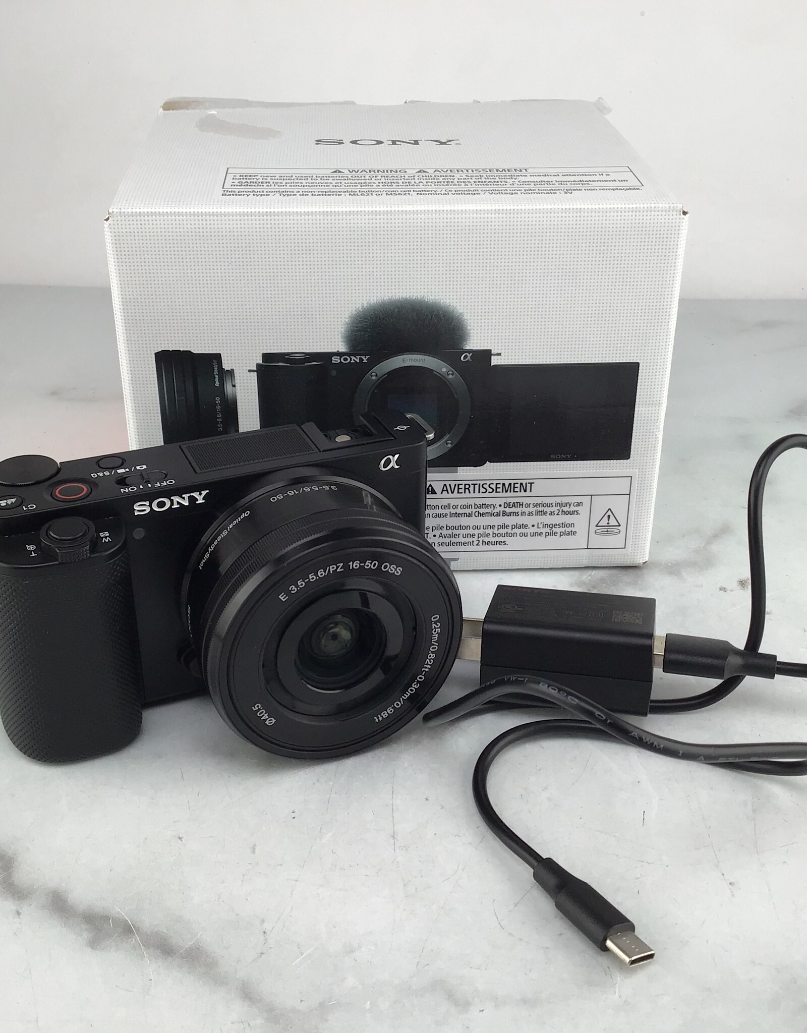 SONY Sony ZV-E10 Camera w/ 16-50mm in Box Used Good