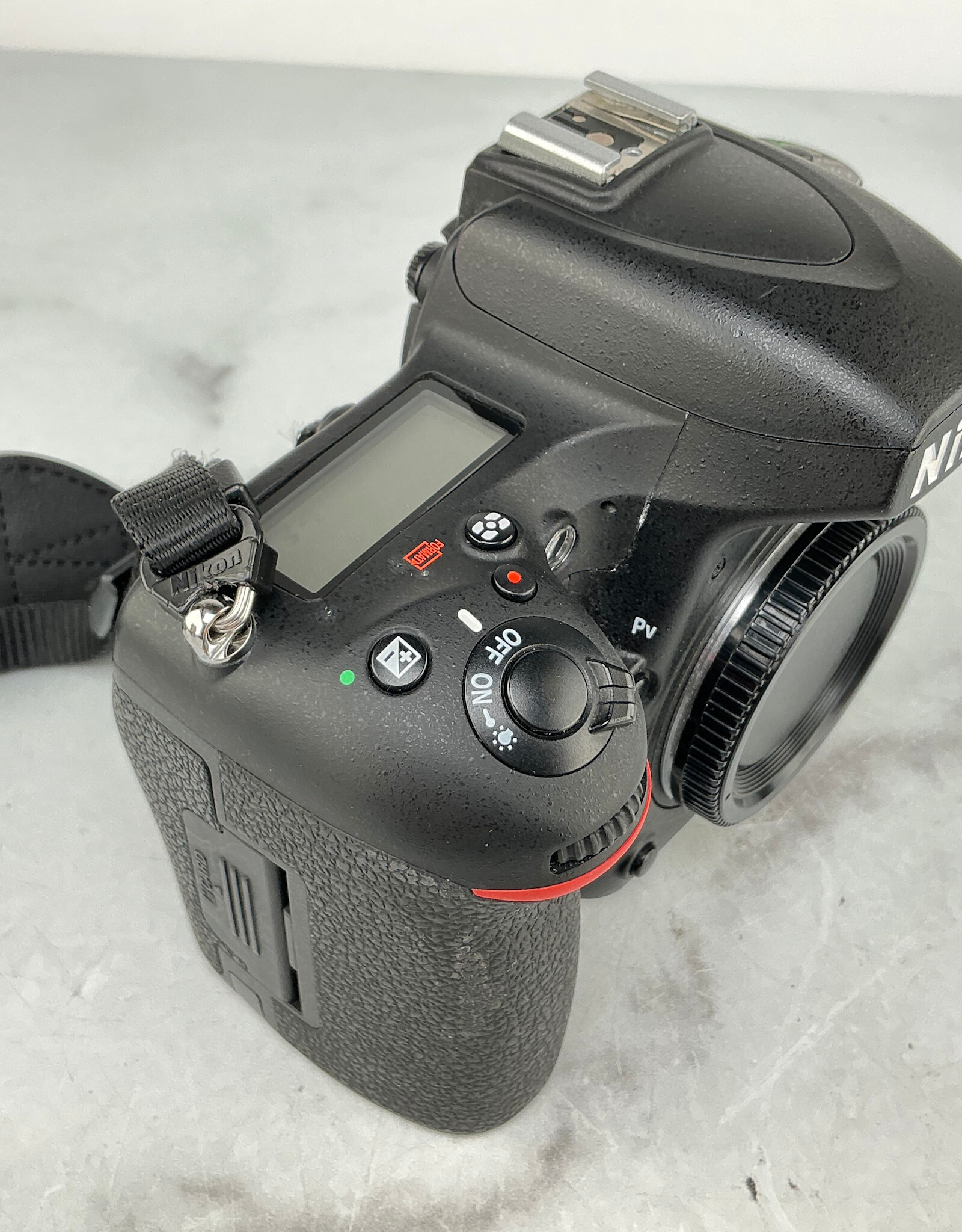 NIKON Nikon D750 Camera Body Shutter Count 17,600 Used Good