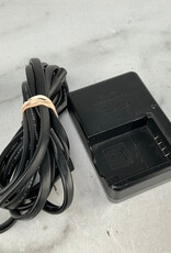 FUJI Fuji BC-W126 Battery Charger Used Good